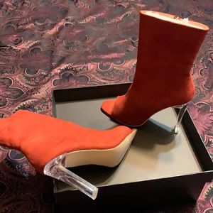 🍊Orange Ultra Suede Peep-Toe Lucite heel booties